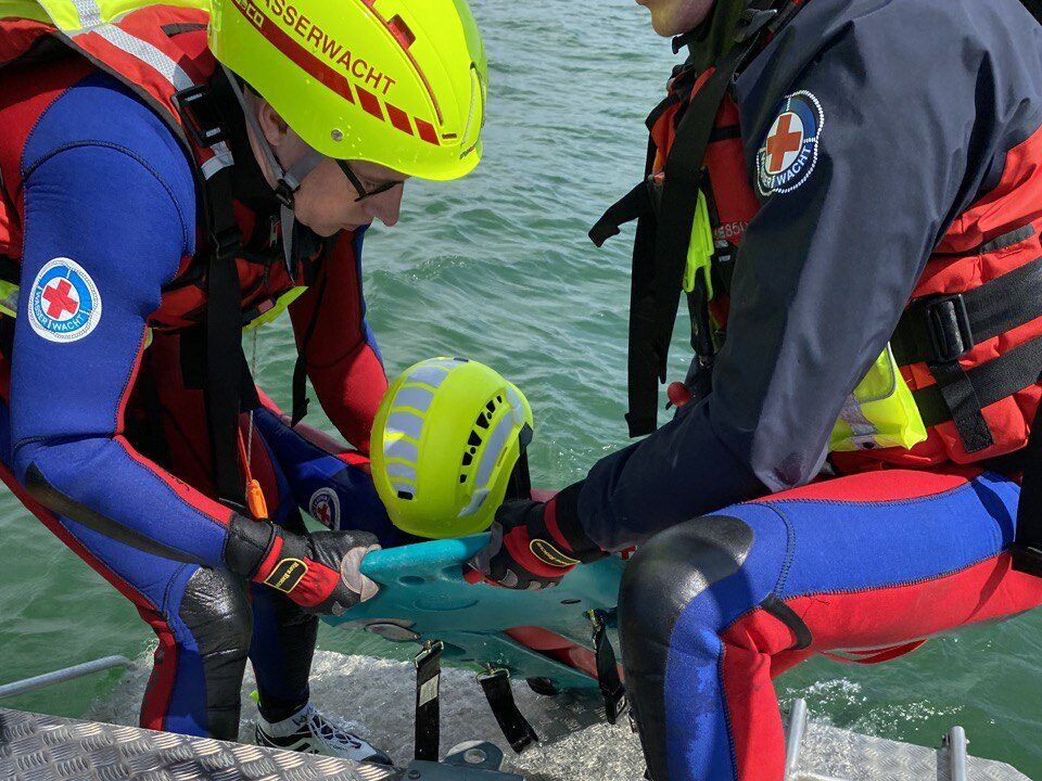 Wasserrettung Ammersee Wasserwacht Landsberg am Lech Motorboot